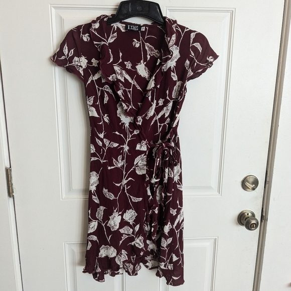 Dollz And Dames Floral Printed Wrap Dress - Picture 1 of 5